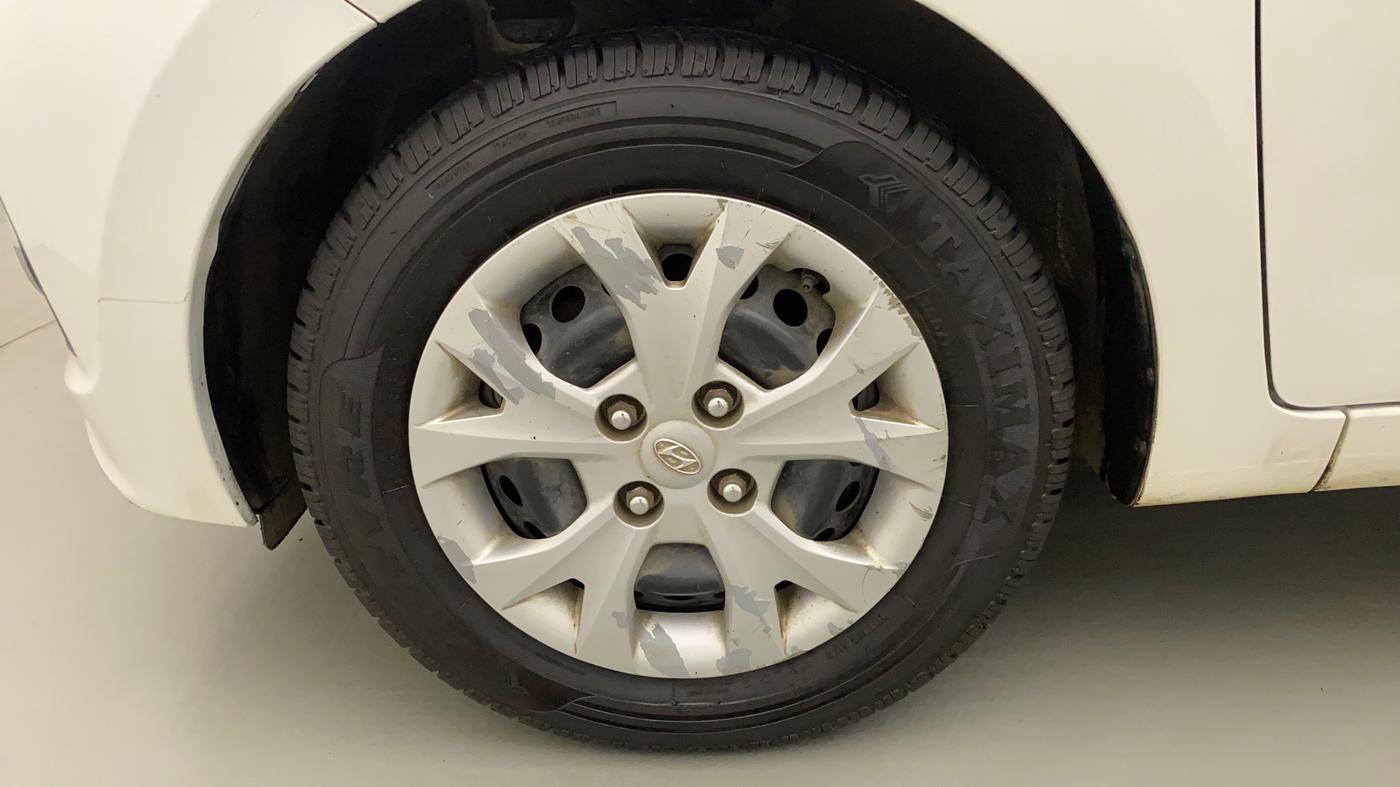 2013 Hyundai Grand i10 MAGNA 1.2 KAPPA VTVT, Petrol, Manual, 62,209 km, Left Front Wheel
