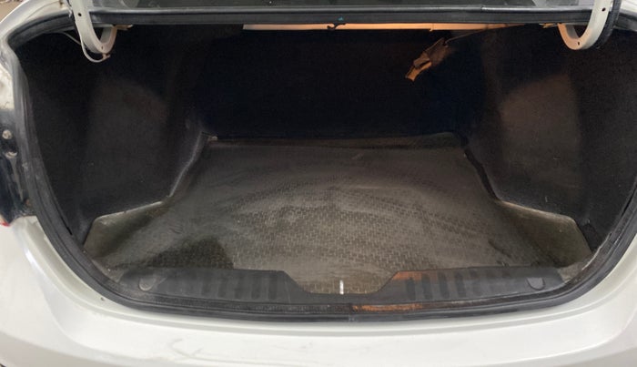 2017 Maruti Ciaz DELTA 1.4 MT PETROL, Petrol, Manual, 1,02,550 km, Boot Inside