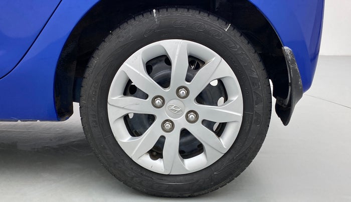 2017 Hyundai Eon MAGNA PLUS, Petrol, Manual, 25,742 km, Left Rear Wheel