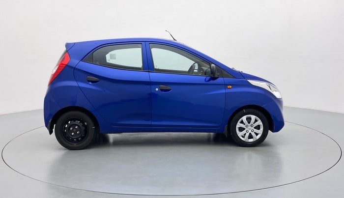 2017 Hyundai Eon MAGNA PLUS, Petrol, Manual, 25,742 km, Right Side View
