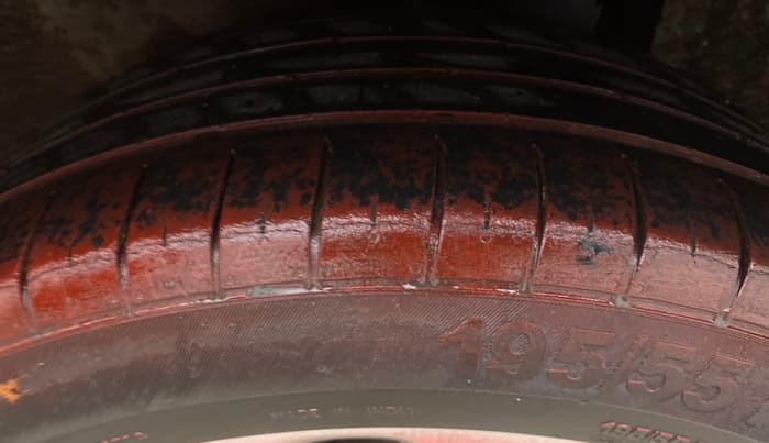 2016 Maruti Baleno ZETA PETROL 1.2, Petrol, Manual, 70,773 km, Left Rear Tyre Tread