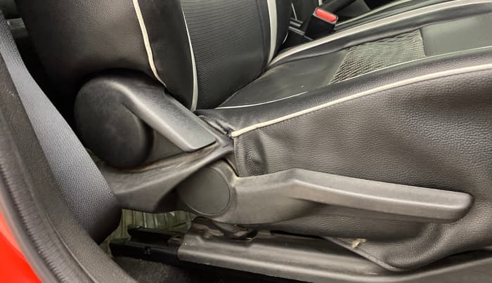 2016 Maruti Baleno ZETA PETROL 1.2, Petrol, Manual, 70,773 km, Driver Side Adjustment Panel