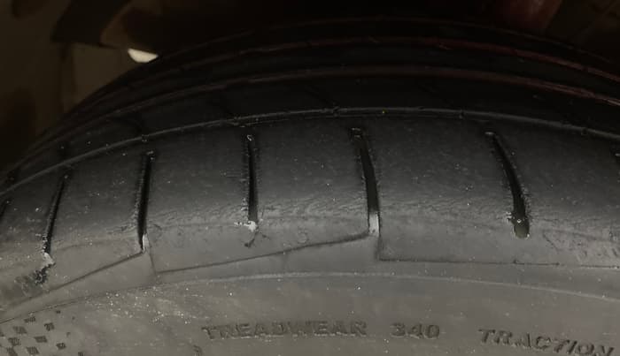 2016 Maruti Baleno ZETA PETROL 1.2, Petrol, Manual, 70,773 km, Left Front Tyre Tread