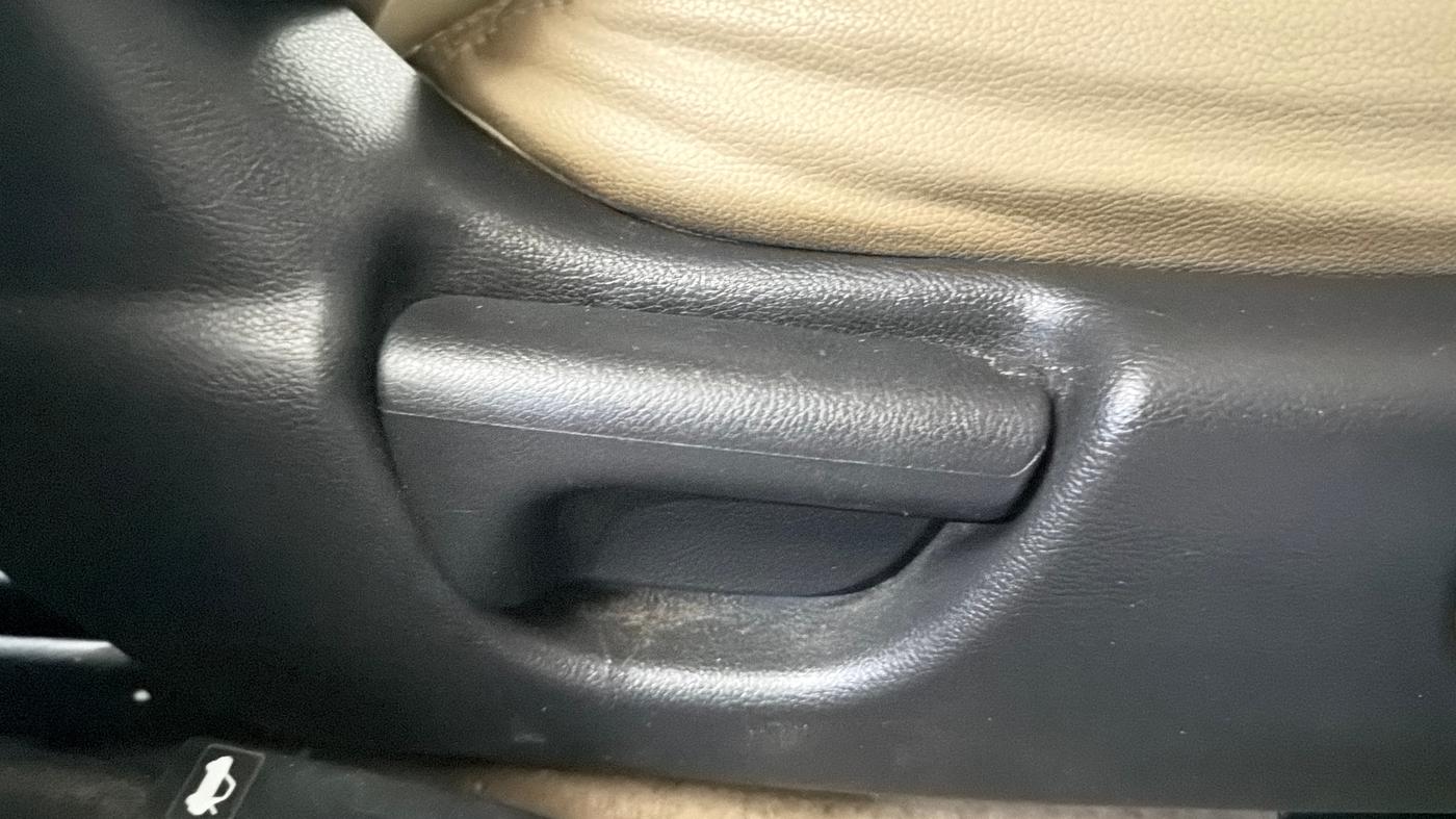 2018 Honda City 1.5L I-VTEC VX, Petrol, Manual, 66,224 km, Driver Side Adjustment Panel