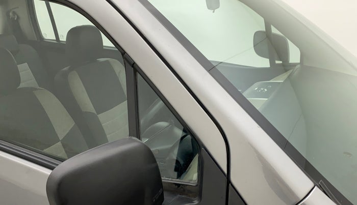2015 Maruti Wagon R 1.0 LXI, Petrol, Manual, 28,644 km, Right A pillar - Minor scratches