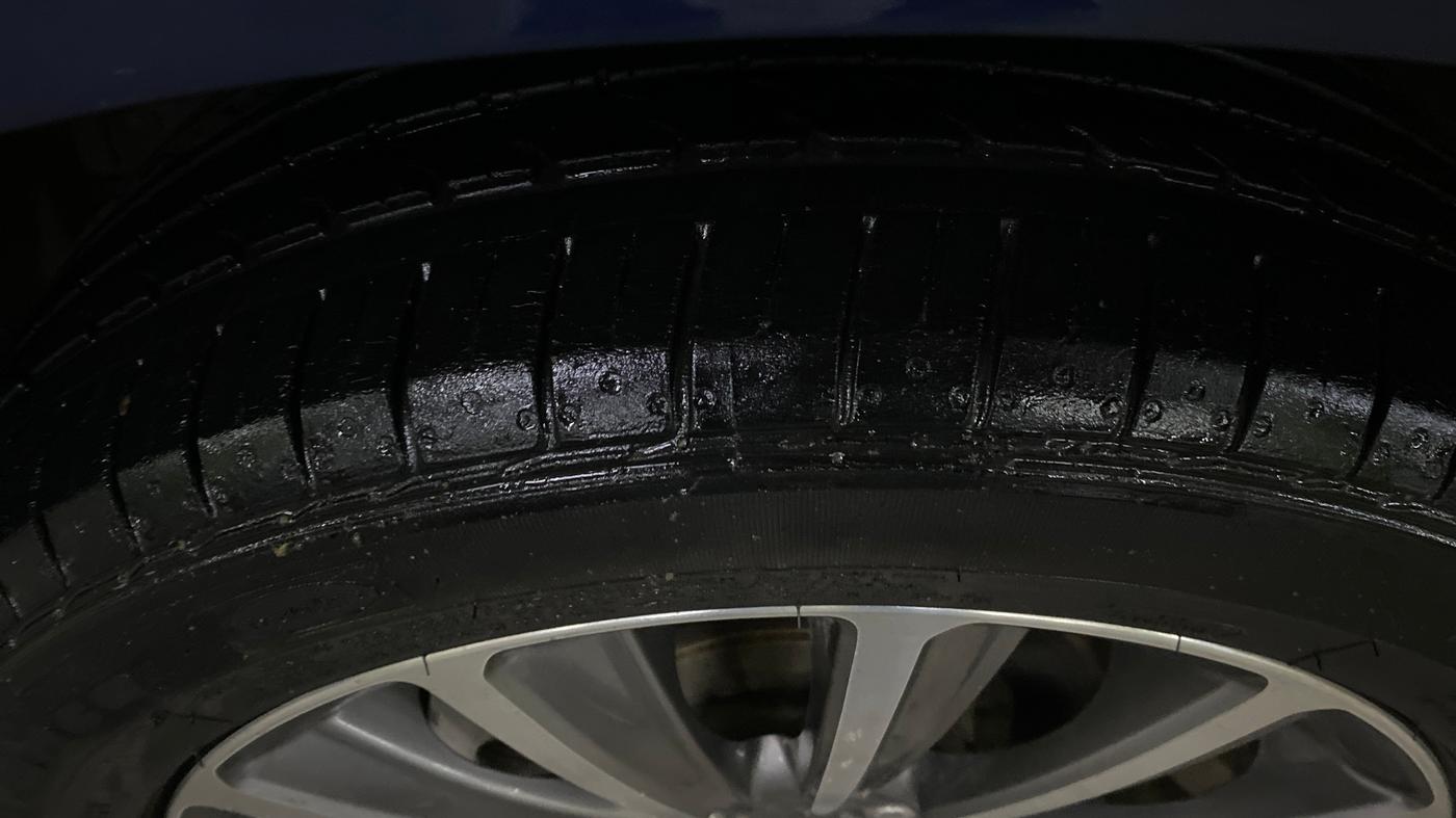 2021 Maruti Ciaz ALPHA 1.5 SHVS PETROL, Petrol, Manual, 25,207 km, Left Front Tyre Tread