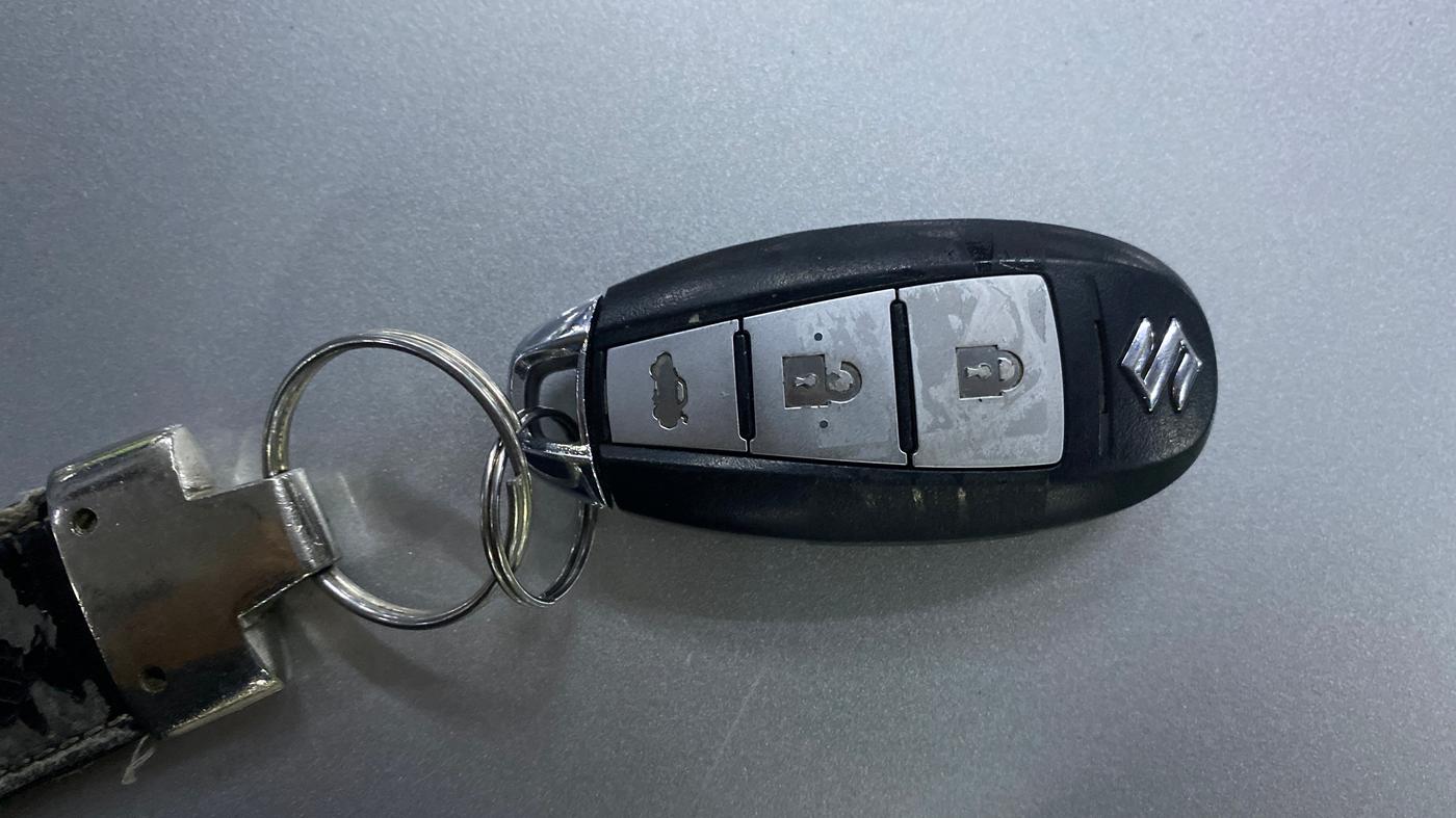 2021 Maruti Ciaz ALPHA 1.5 SHVS PETROL, Petrol, Manual, 25,207 km, Key Close Up