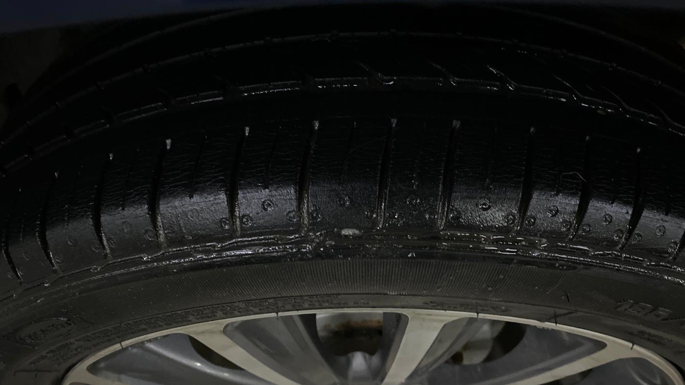 2021 Maruti Ciaz ALPHA 1.5 SHVS PETROL, Petrol, Manual, 25,207 km, Left Rear Tyre Tread