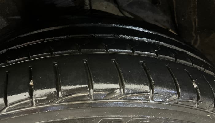 2017 Hyundai Tucson 2WD AT GL PETROL , Petrol, Automatic, 95,364 km, Left Rear Tyre Tread