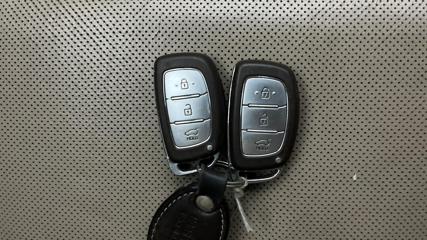 2017 Hyundai Tucson 2WD AT GL PETROL , Petrol, Automatic, 95,364 km, Key Close Up