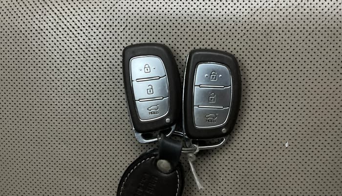 2017 Hyundai Tucson 2WD AT GL PETROL , Petrol, Automatic, 95,364 km, Key Close Up