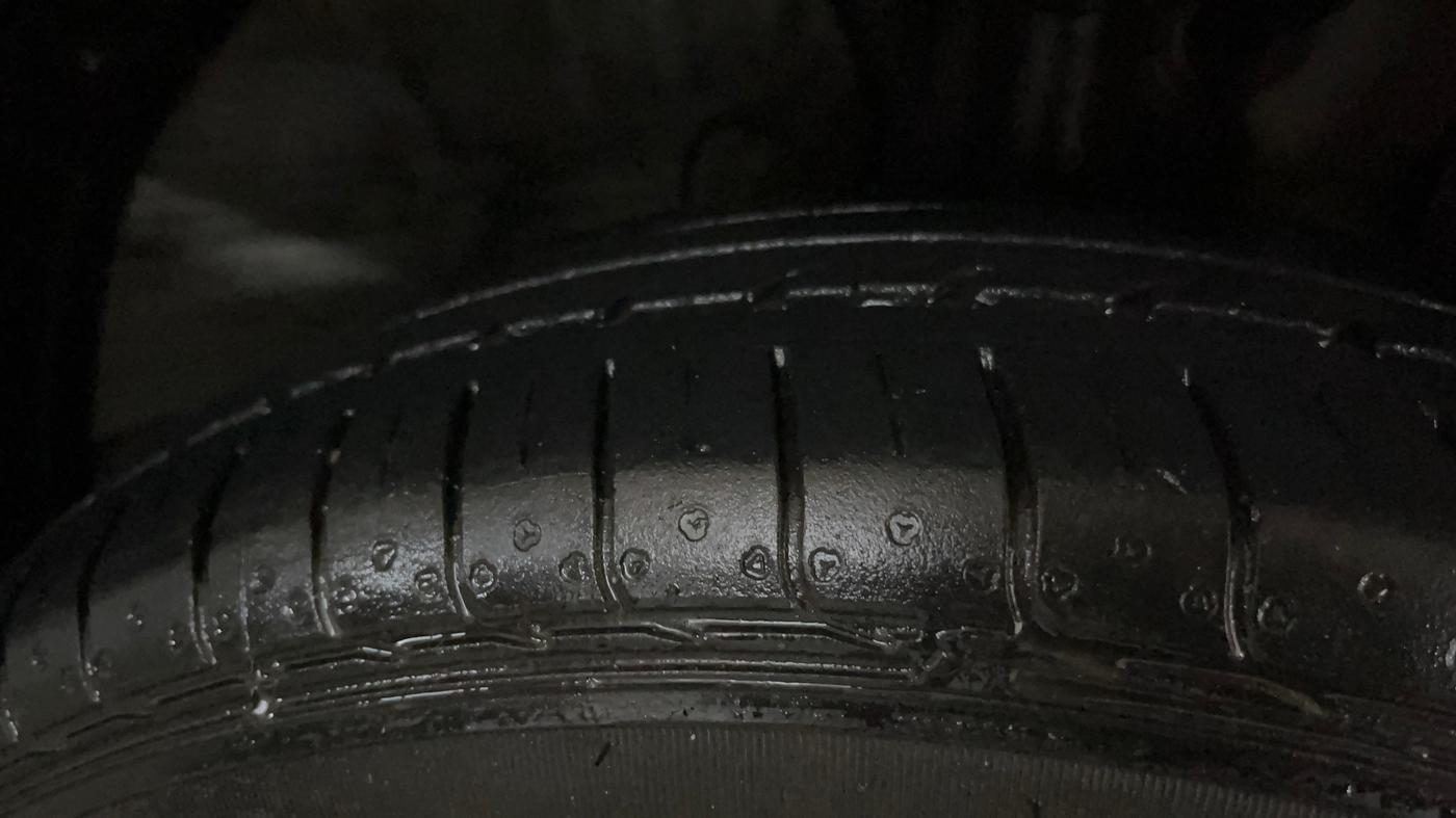 2019 Hyundai VENUE S 1.0 TURBO DCT, Petrol, Automatic, 45,759 km, Right Front Tyre Tread