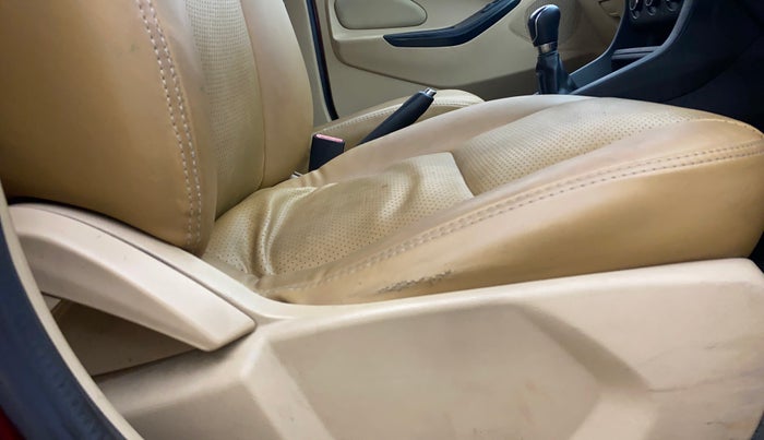 2016 Ford Figo Aspire TREND 1.2 PETROL, Petrol, Manual, 92,931 km, Driver Side Adjustment Panel