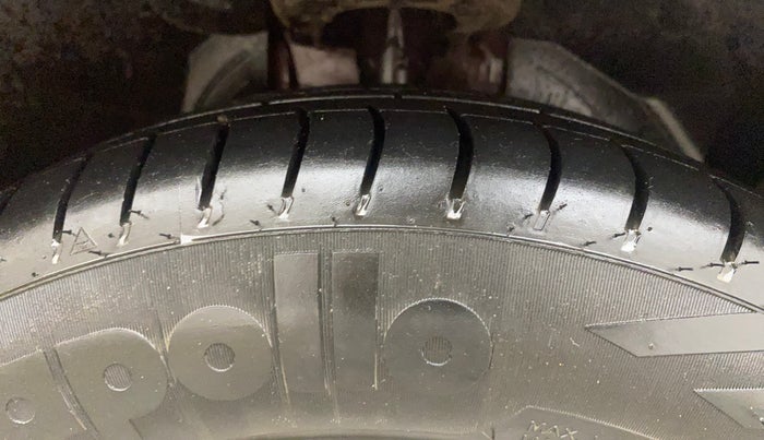 2016 Ford Figo Aspire TREND 1.2 PETROL, Petrol, Manual, 92,931 km, Right Front Tyre Tread