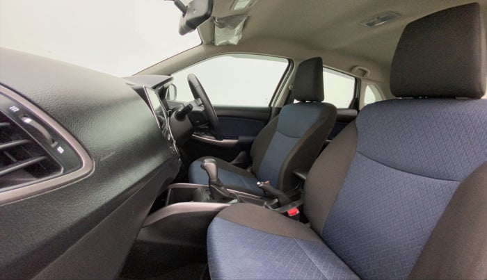 2019 Maruti Baleno ALPHA CVT PETROL 1.2, Petrol, Automatic, 42,427 km, Right Side Front Door Cabin