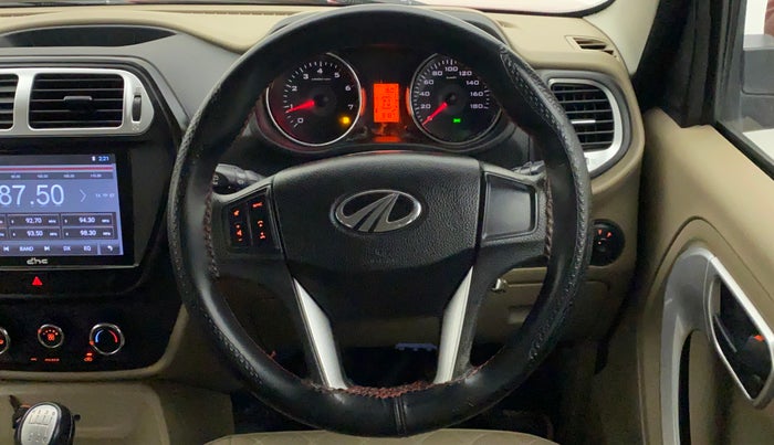 2018 Mahindra TUV 300 PLUS P8, Diesel, Manual, 81,871 km, Steering Wheel Close Up