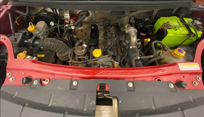 2018 Mahindra TUV 300 PLUS P8, Diesel, Manual, 81,871 km, Open Bonet