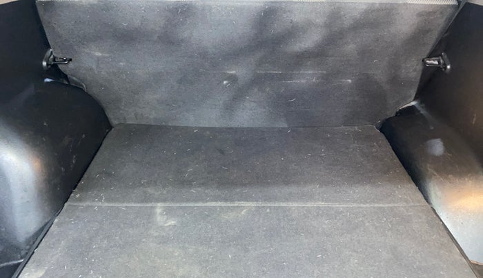 2017 Hyundai Creta E PLUS 1.4 DIESEL, Diesel, Manual, 53,386 km, Boot Inside