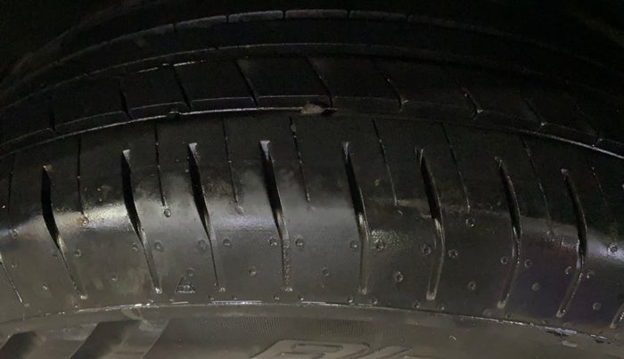 2017 Hyundai Creta E PLUS 1.4 DIESEL, Diesel, Manual, 53,386 km, Left Rear Tyre Tread