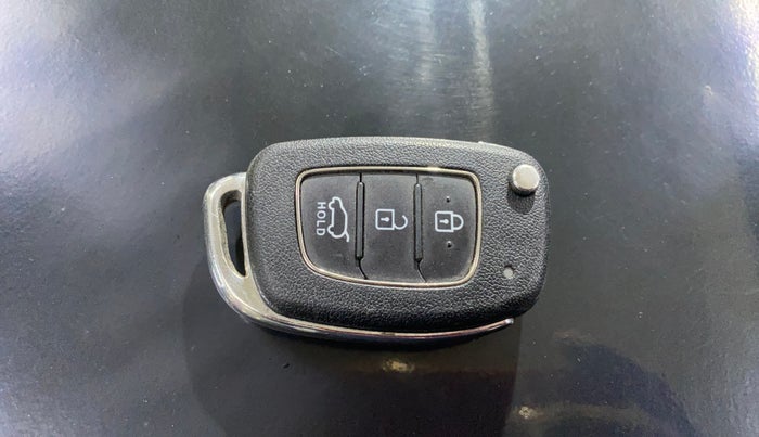 2017 Hyundai Creta E PLUS 1.4 DIESEL, Diesel, Manual, 53,386 km, Key Close Up