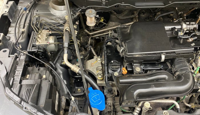 2022 Maruti BREZZA ZXI AT SMART HYBRID, Petrol, Automatic, 68,377 km, Engine View - Right