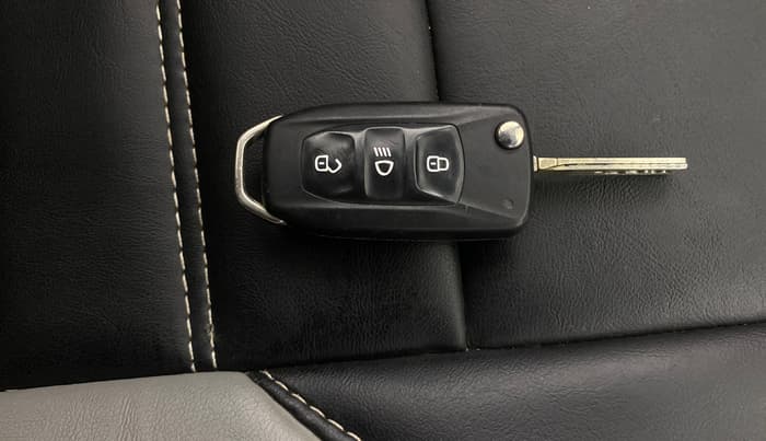 2021 Tata Tiago XT PETROL, Petrol, Manual, 23,992 km, Key Close Up