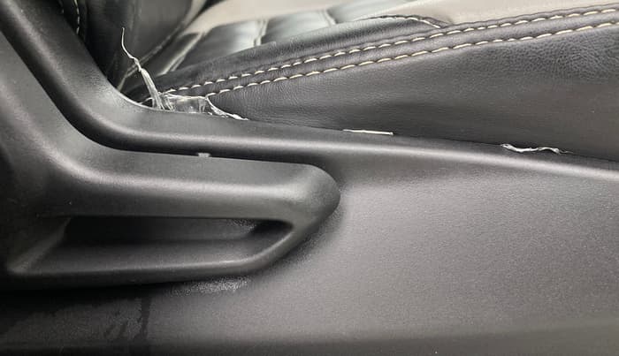 2021 Tata Tiago XT PETROL, Petrol, Manual, 23,992 km, Driver Side Adjustment Panel