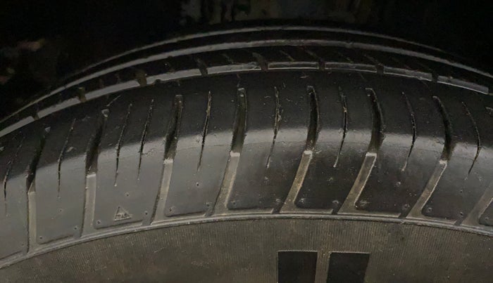 2022 Tata Harrier XM 2.0L KRYOTEC, Diesel, Manual, 38,886 km, Left Front Tyre Tread