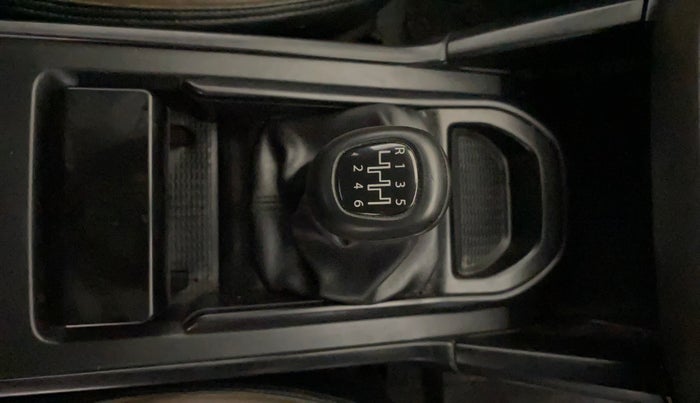 2022 Tata Harrier XM 2.0L KRYOTEC, Diesel, Manual, 38,886 km, Gear Lever