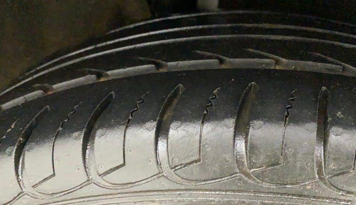 2020 Ford Ecosport TITANIUM 1.5L DIESEL, Diesel, Manual, 56,010 km, Right Rear Tyre Tread