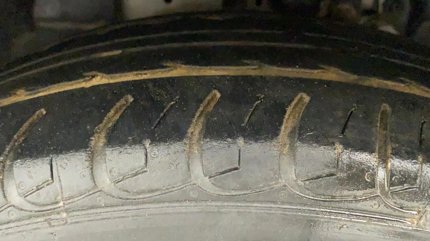 2020 Ford Ecosport TITANIUM 1.5L DIESEL, Diesel, Manual, 56,010 km, Left Front Tyre Tread
