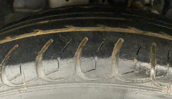 2020 Ford Ecosport TITANIUM 1.5L DIESEL, Diesel, Manual, 56,010 km, Left Front Tyre Tread