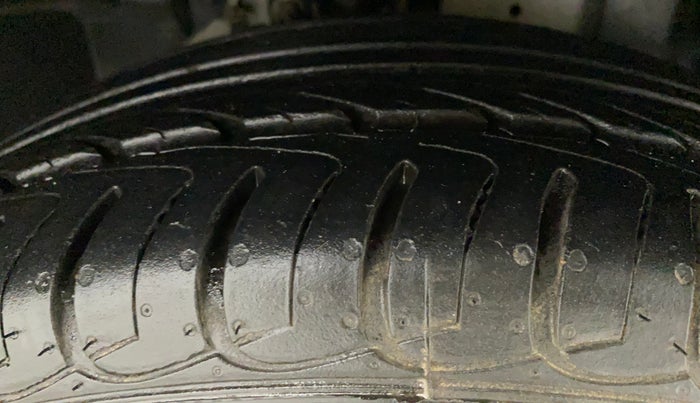 2020 Ford Ecosport TITANIUM 1.5L DIESEL, Diesel, Manual, 56,010 km, Right Front Tyre Tread