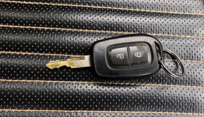 2018 Renault Kwid RXL, Petrol, Manual, 57,921 km, Key Close Up