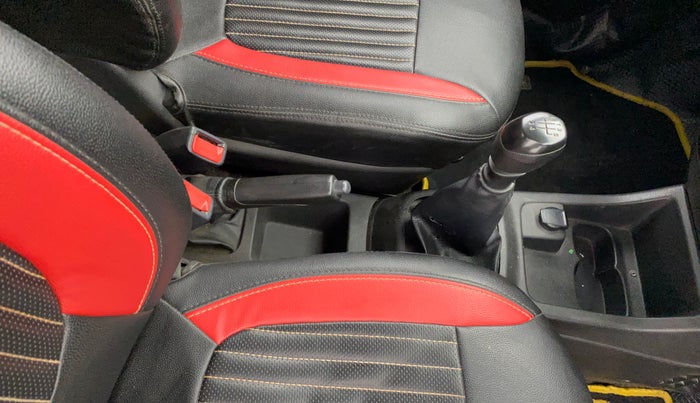 2018 Renault Kwid RXL, Petrol, Manual, 57,921 km, Gear Lever