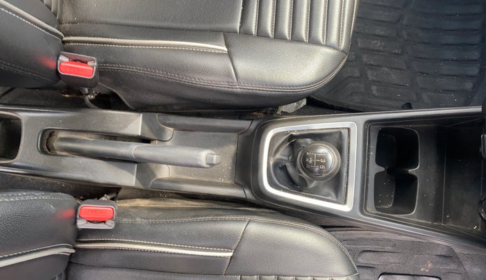 2021 Maruti Swift LXI, Petrol, Manual, 34,501 km, Gear Lever