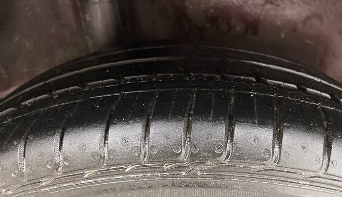 2022 Honda Jazz 1.2L I-VTEC ZX CVT, Petrol, Automatic, 19,965 km, Right Rear Tyre Tread