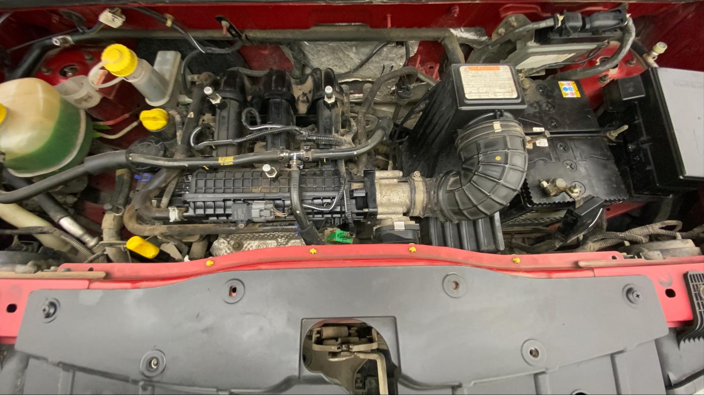 2017 Mahindra Kuv100 K2 6 STR, Petrol, Manual, 41,358 km, Open Bonet