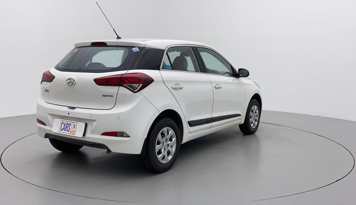2017 Hyundai Elite i20 SPORTZ 1.2, CNG, Manual, 33,826 km, Right Back Diagonal
