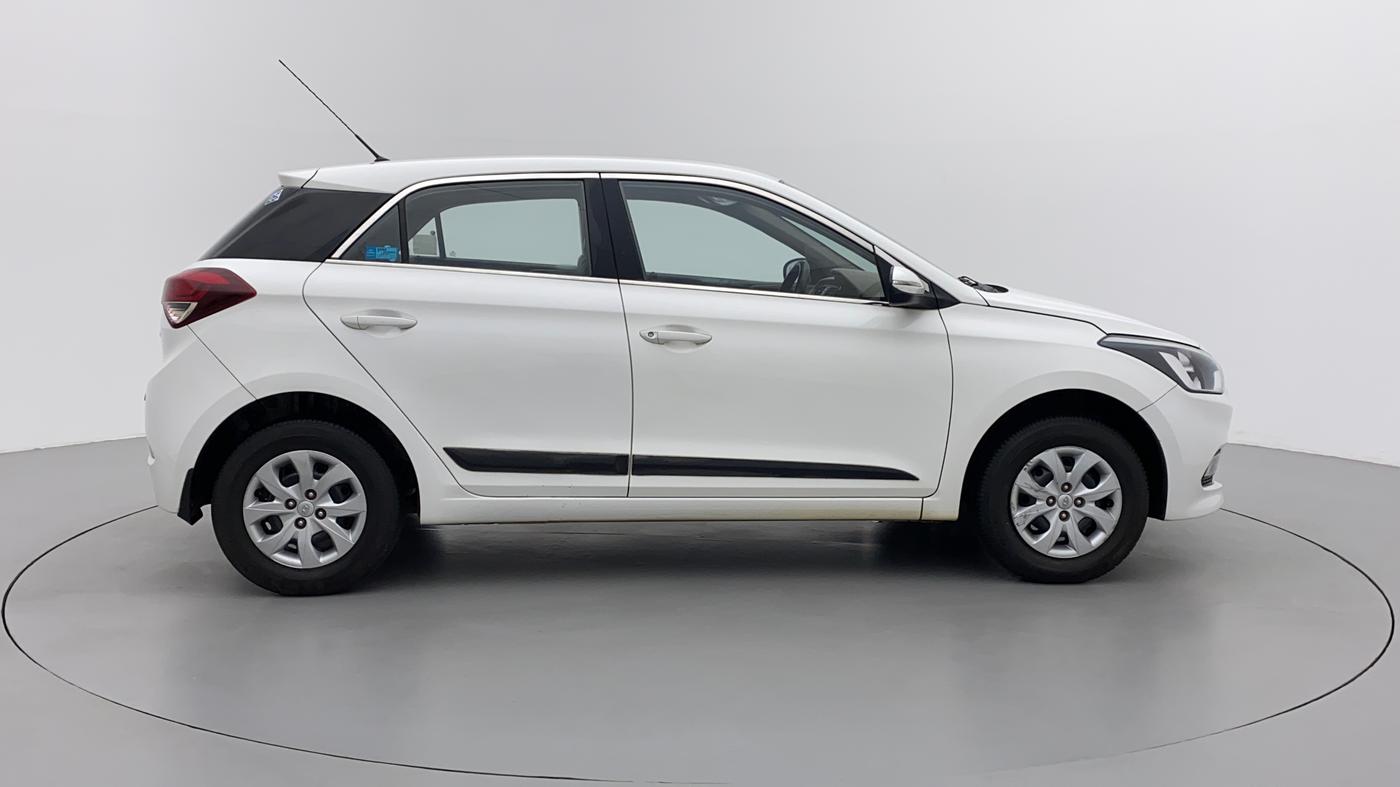 2017 Hyundai Elite i20 SPORTZ 1.2, CNG, Manual, 33,826 km, Right Side View