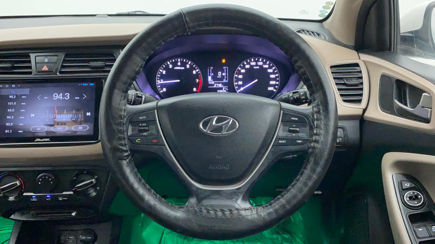 2017 Hyundai Elite i20 SPORTZ 1.2, CNG, Manual, 33,826 km, Steering Wheel Close Up