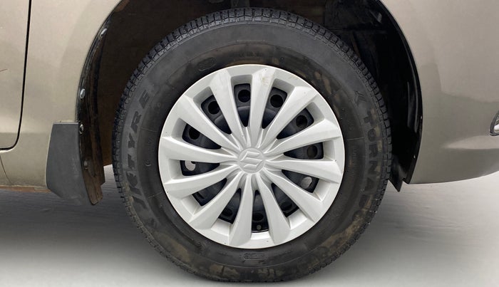 2015 Maruti Swift Dzire VXI, Petrol, Manual, 26,285 km, Right Front Wheel
