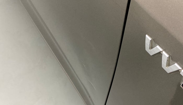 2015 Maruti Swift Dzire VXI, Petrol, Manual, 26,285 km, Driver-side door - Slightly dented