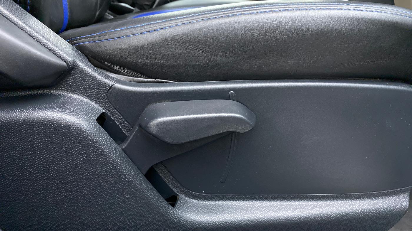 2019 Ford Ecosport 1.5TITANIUM TDCI, Diesel, Manual, 18,493 km, Driver Side Adjustment Panel