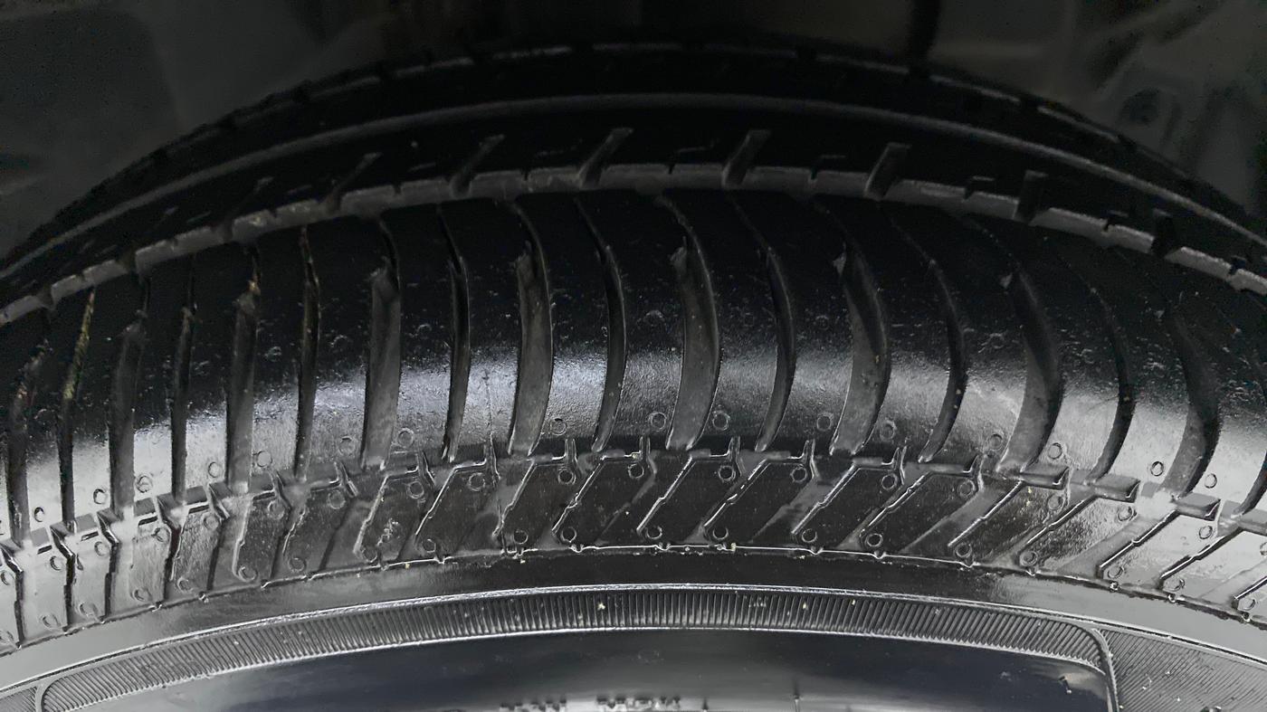 2019 Ford Ecosport 1.5TITANIUM TDCI, Diesel, Manual, 18,493 km, Right Front Tyre Tread