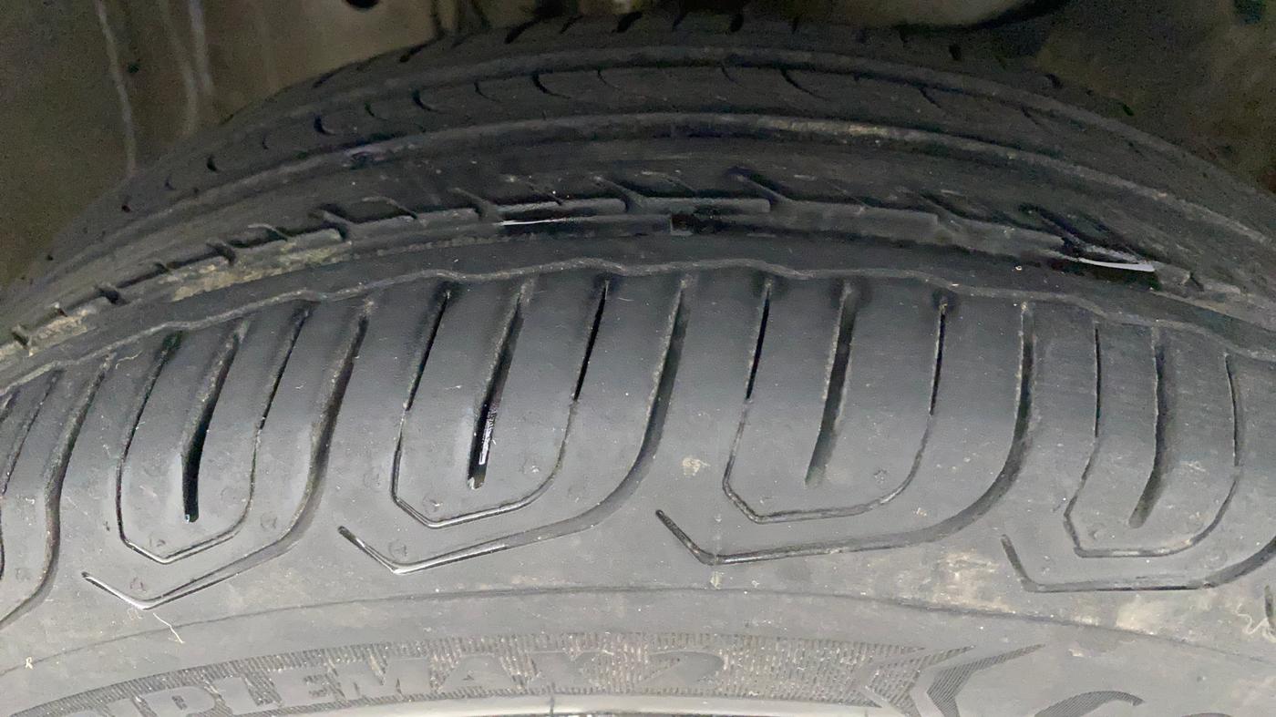 2019 Honda Amaze 1.2L I-VTEC S CVT, Petrol, Automatic, 69,402 km, Right Front Tyre Tread