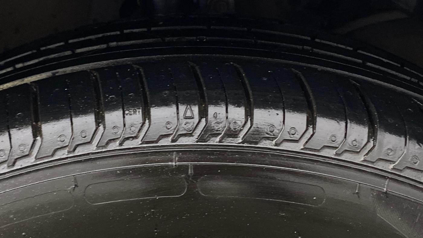 2019 Maruti Baleno ZETA PETROL 1.2, Petrol, Manual, 44,447 km, Right Front Tyre Tread