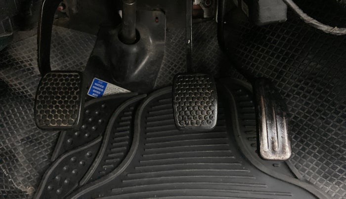 2014 Maruti Alto K10 VXI, Petrol, Manual, 36,371 km, Pedals