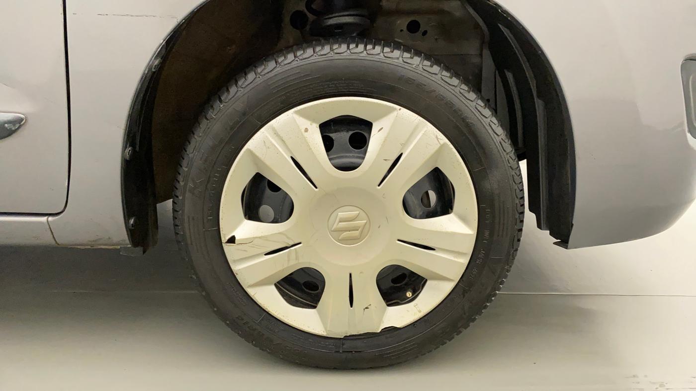 2013 Maruti Wagon R 1.0 VXI, Petrol, Manual, 39,270 km, Right Front Wheel