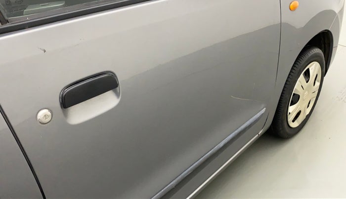 2013 Maruti Wagon R 1.0 VXI, Petrol, Manual, 39,270 km, Driver-side door - Minor scratches